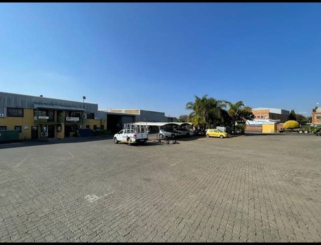 INDUSTRIAL PROPERTY TO RENT IN HENNOPSPARK